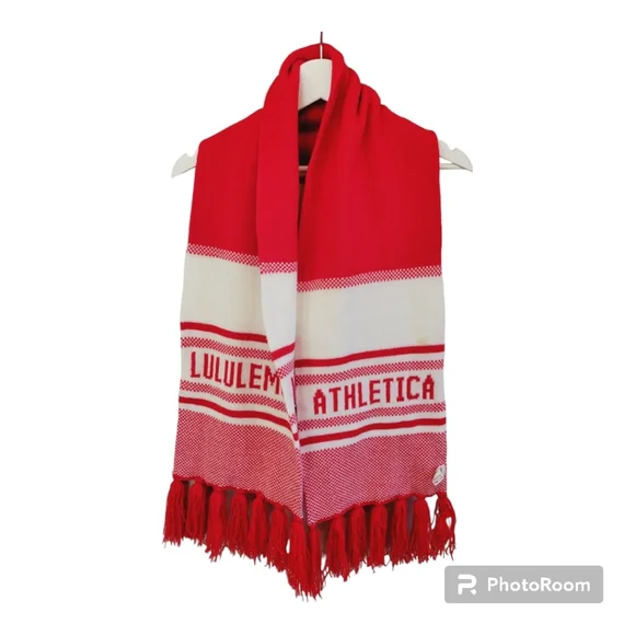 🧣Lululemon Unisex Red White Olympic Cheer Gear Scarf Spell Out Knit🧣 - Picture 4 of 14